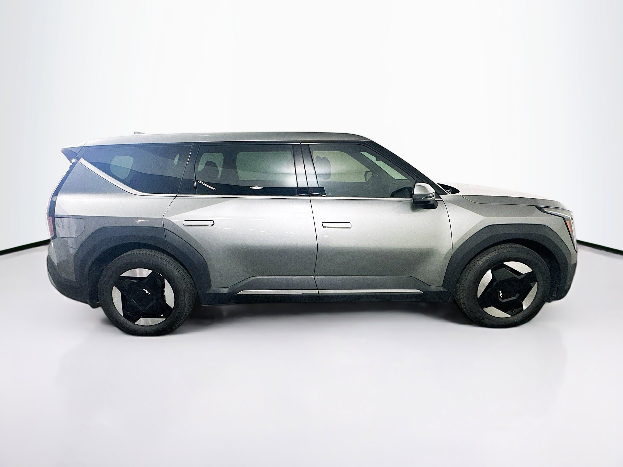 Used 2024 Kia EV9 Light Long Range image 10