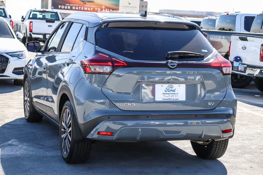 Used 2022 Nissan Kicks SV FWD image 6