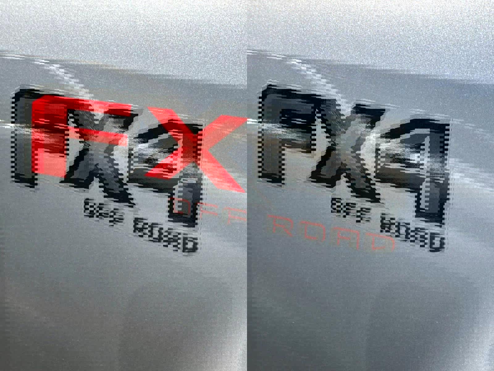 Used 2022 Ford F350 Platinum image 9