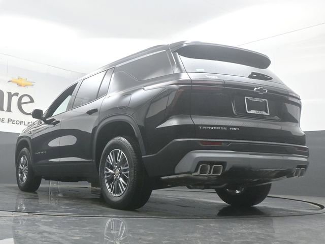 New 2026 Chevrolet Traverse LT w/ Driver Confidence Package AWD/4WD image 5