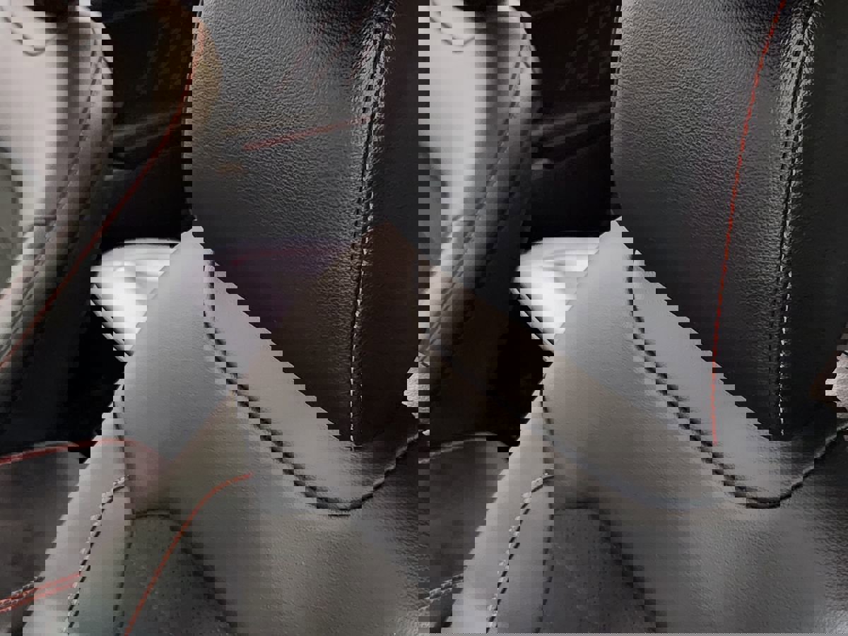 Used 2024 Ford Edge ST-Line image 34