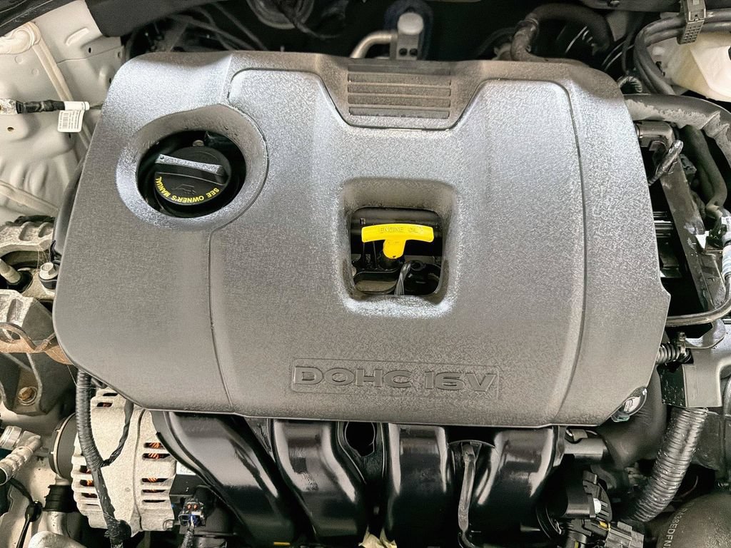 Used 2020 Hyundai Elantra SE FWD image 27