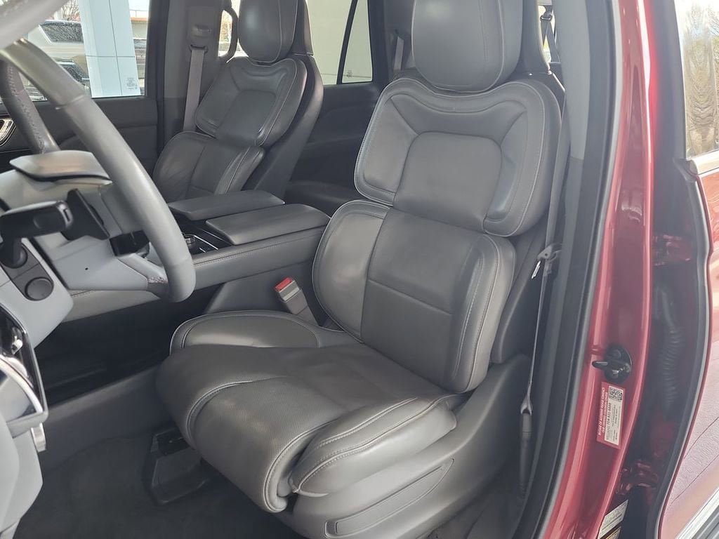 Used 2019 Lincoln Navigator L Reserve w/ Cargo Package image 20