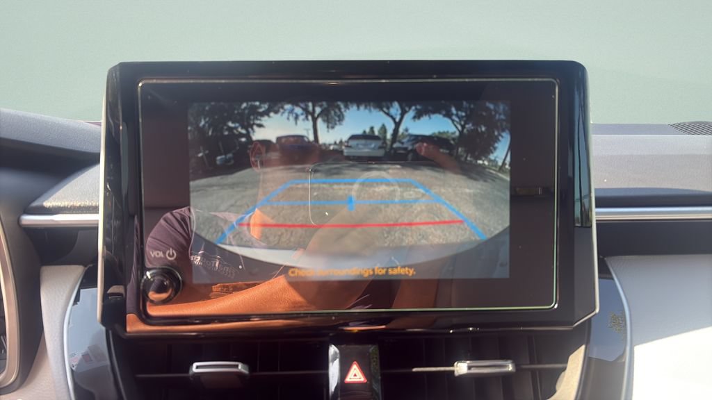 Used 2025 Toyota Corolla SE w/ SE Package FWD image 17