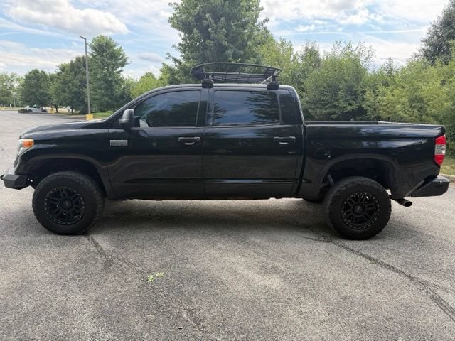 Used 2017 Toyota Tundra 4x4 CrewMax image 6