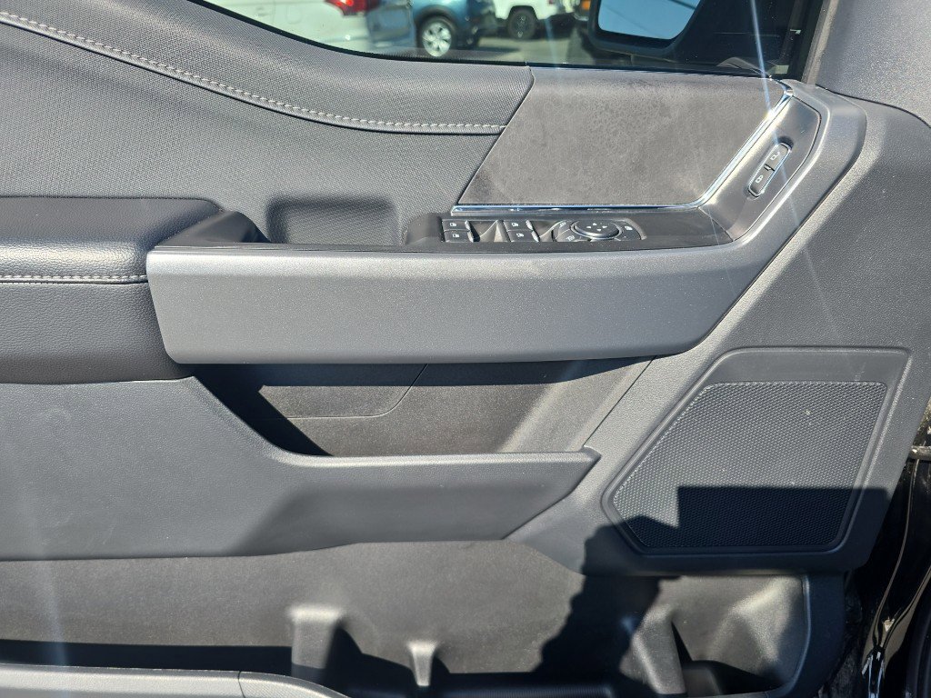 Used 2025 Ford F150 XLT w/ Equipment Group 302A MID image 18