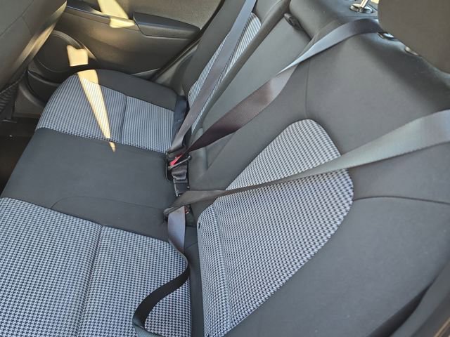 Used 2021 Hyundai Kona SE image 10