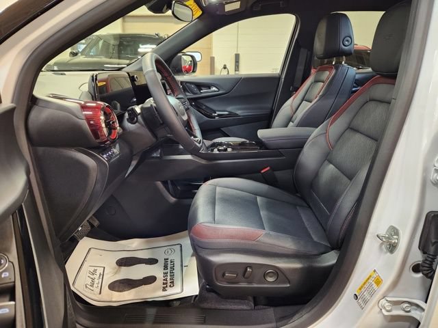 Certified 2025 Chevrolet Equinox RS AWD/4WD image 12