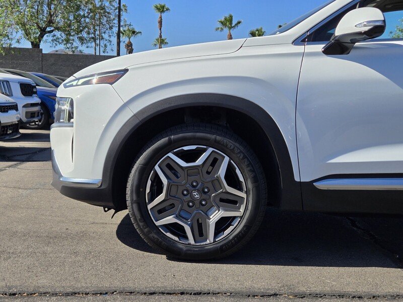 Used 2023 Hyundai Santa Fe SEL Premium AWD/4WD image 10