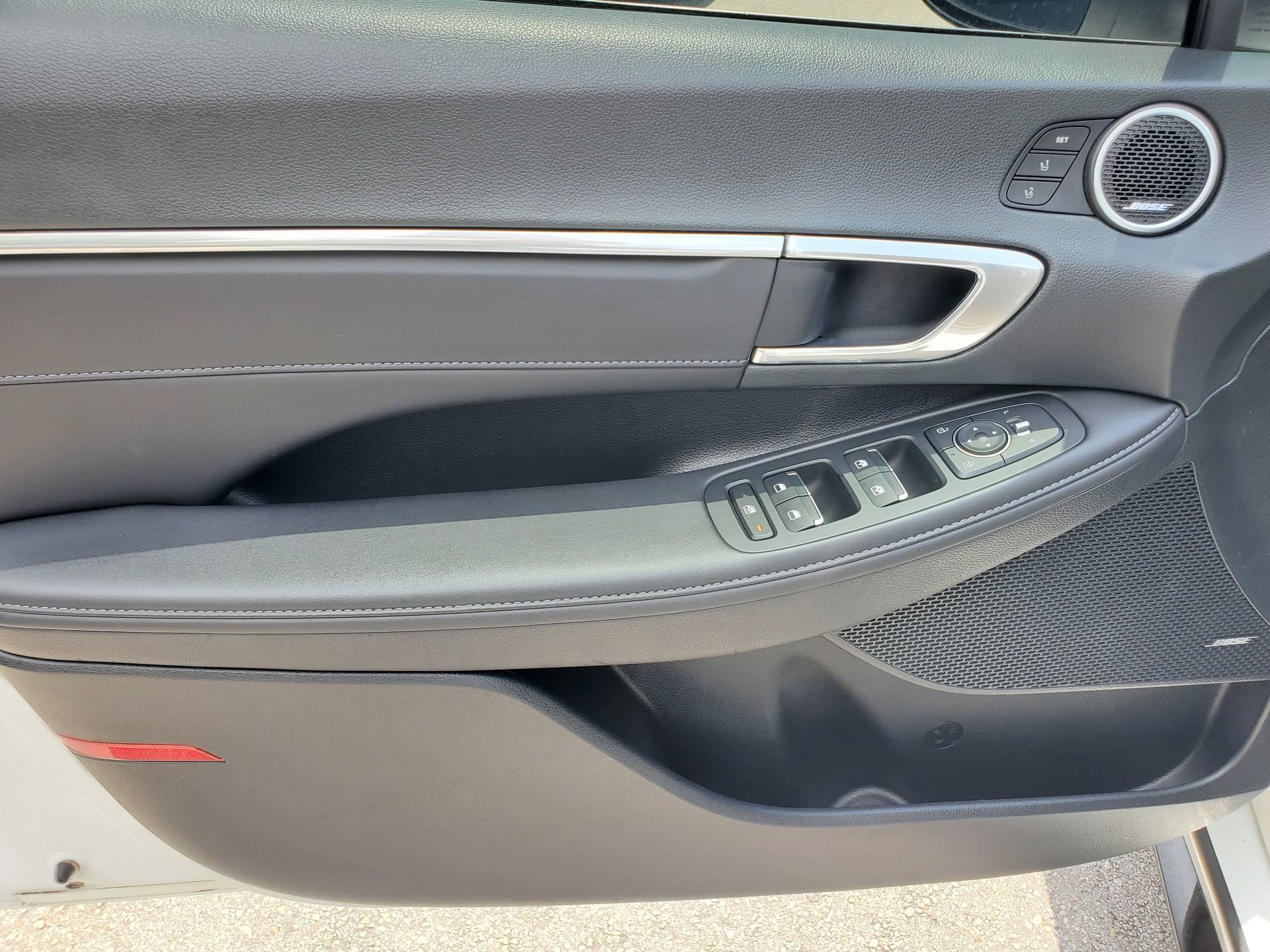 Used 2023 Hyundai Sonata Limited FWD image 15