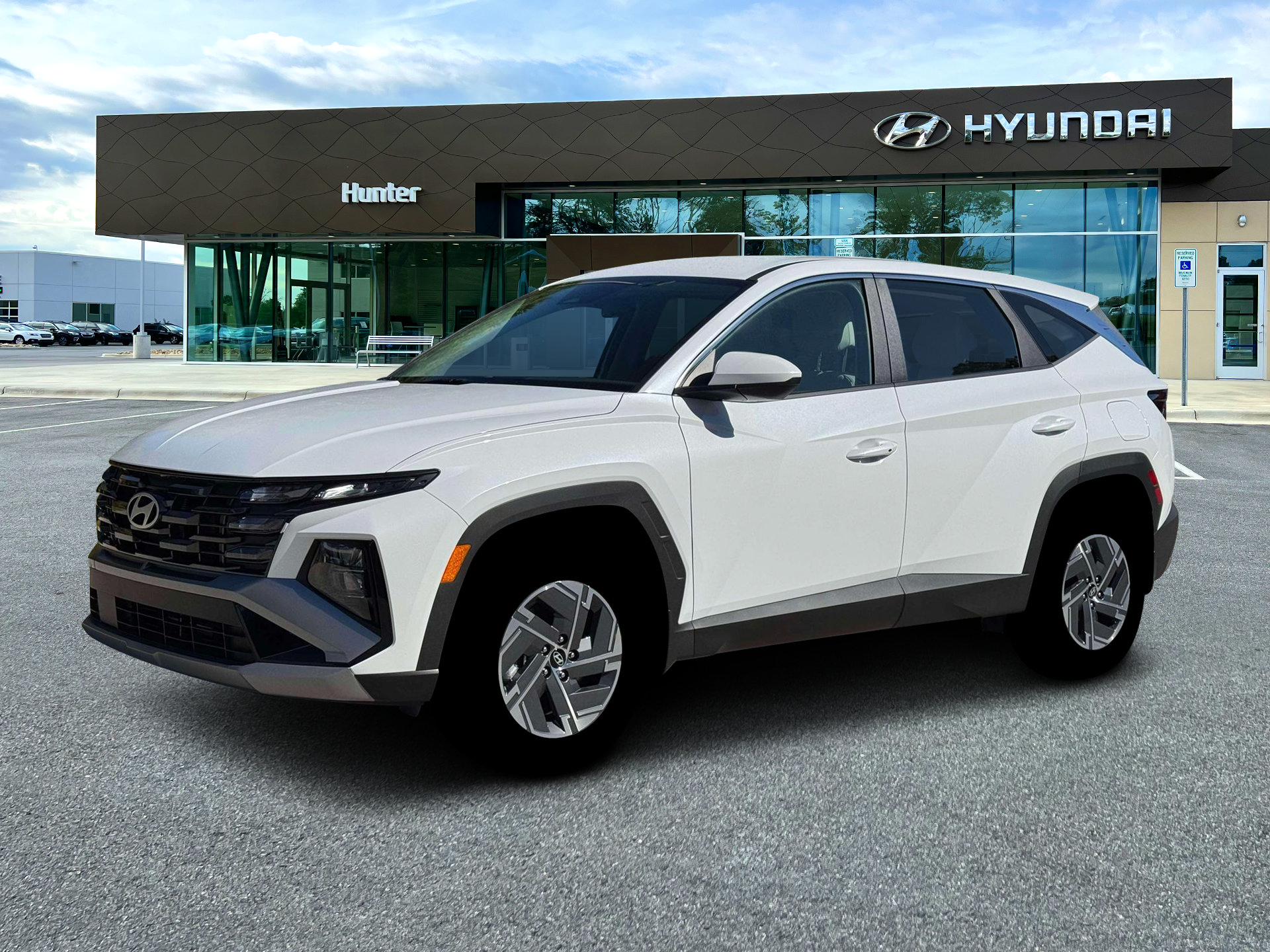 New 2026 Hyundai Tucson Blue SE AWD/4WD image 2
