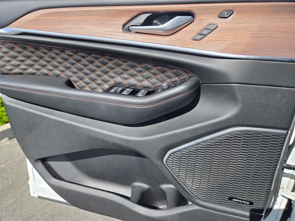 Used 2023 Jeep Grand Cherokee L Summit RWD image 19
