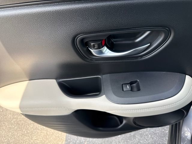 Certified 2023 Honda HR-V LX image 16