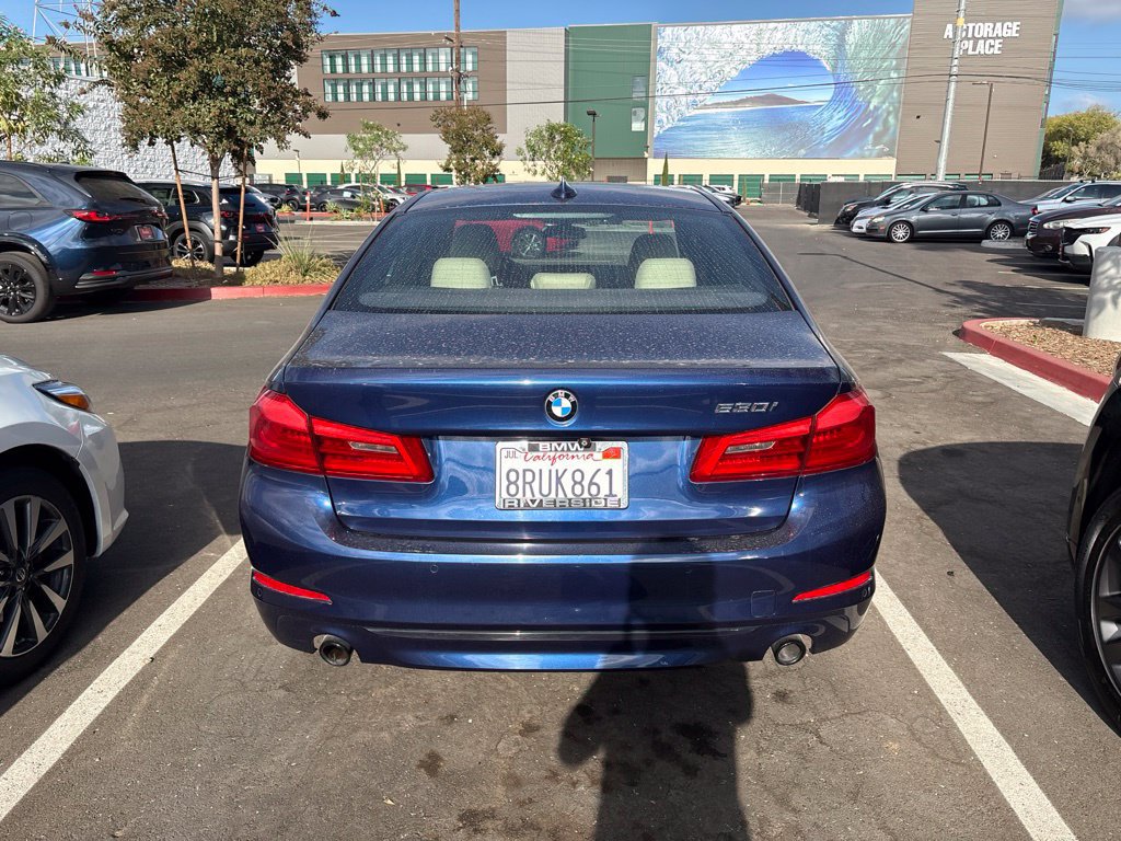 Used 2017 BMW 530i RWD image 8