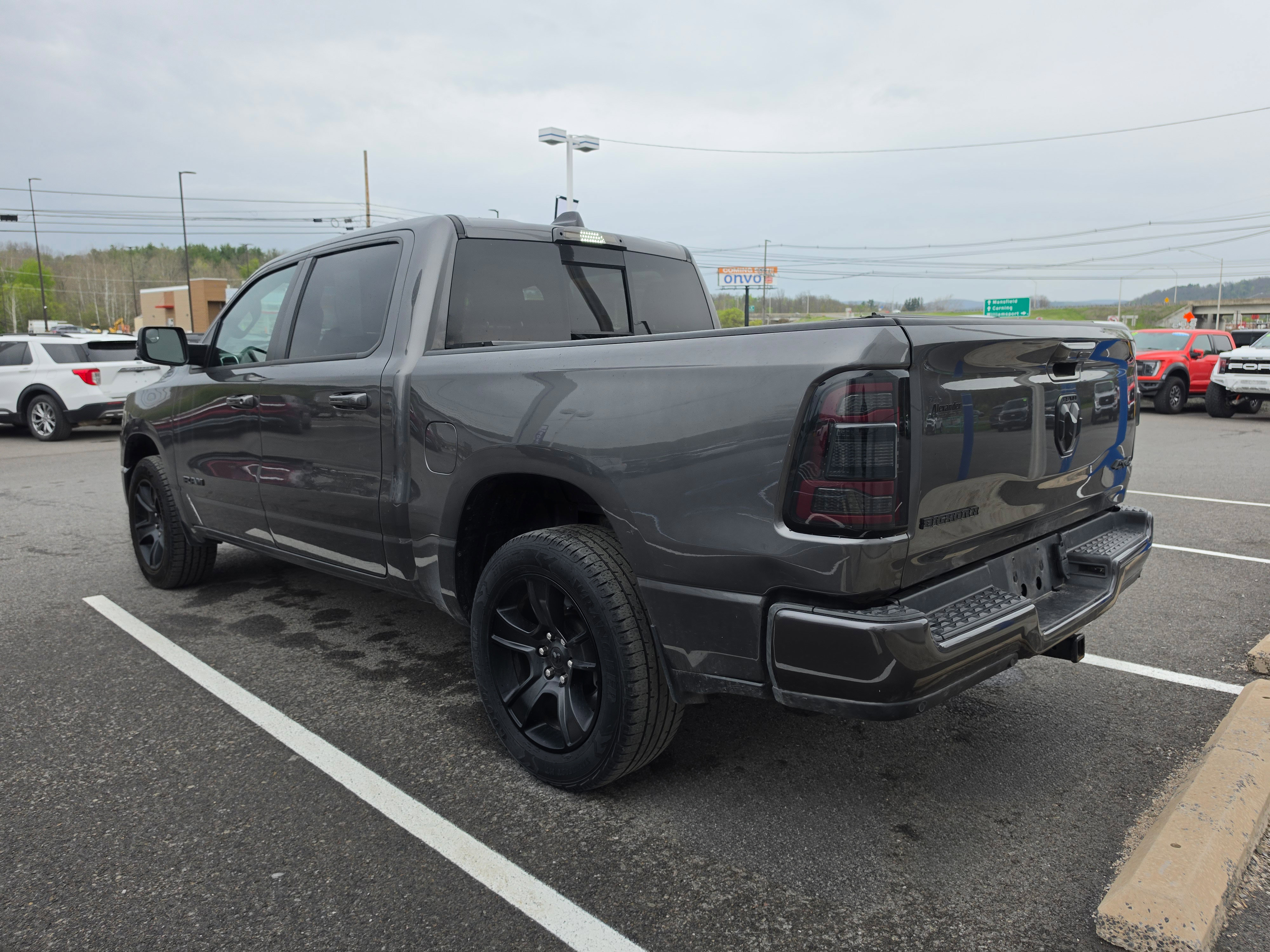 Used 2022 RAM 1500 Big Horn AWD/4WD image 6