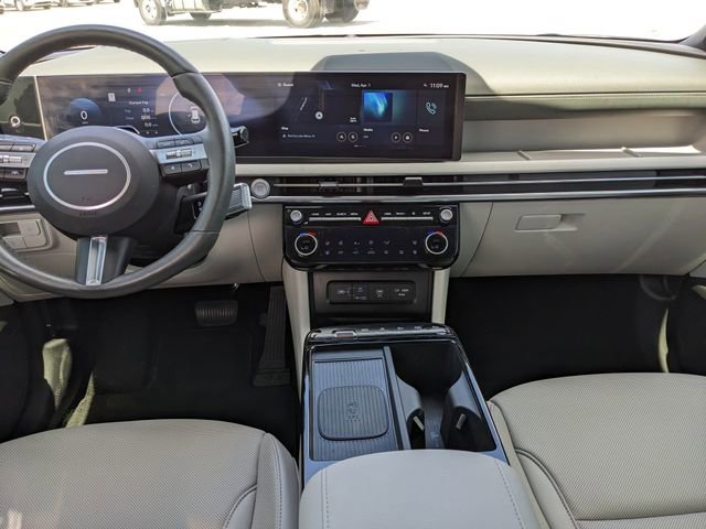 Used 2025 Hyundai Tucson Limited image 17