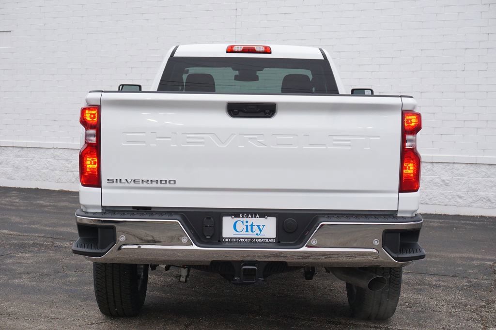 New 2026 Chevrolet Silverado 3500 W/T image 6