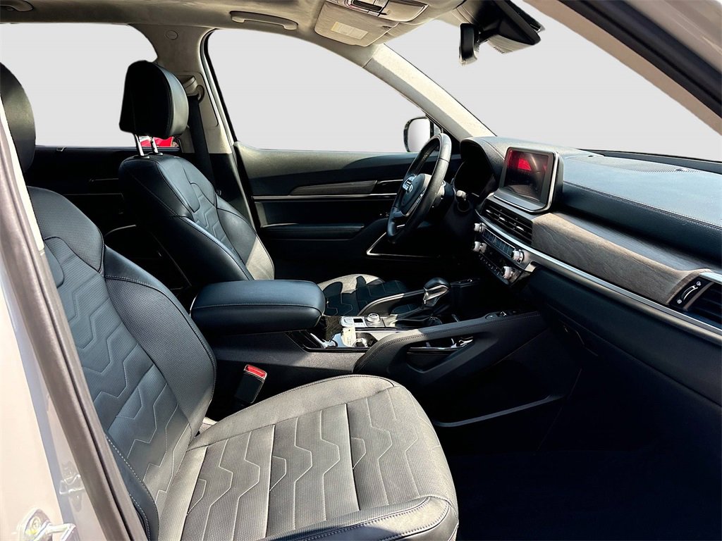 Used 2022 Kia Telluride SX w/ SX Prestige Package image 31