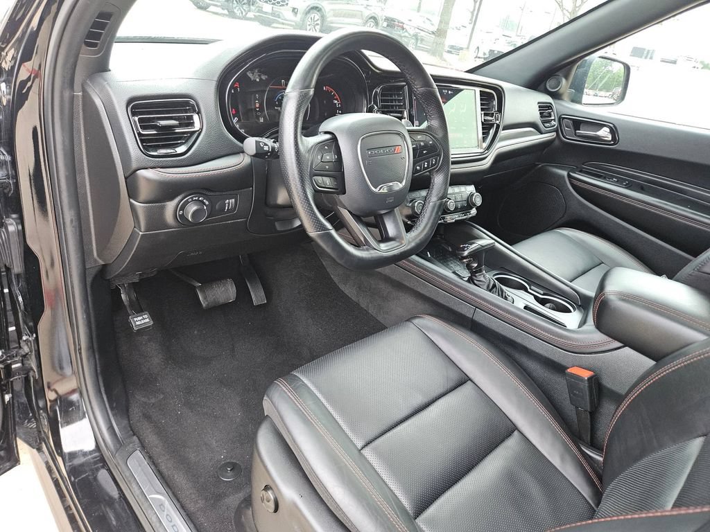 Used 2025 Dodge Durango GT AWD/4WD image 13