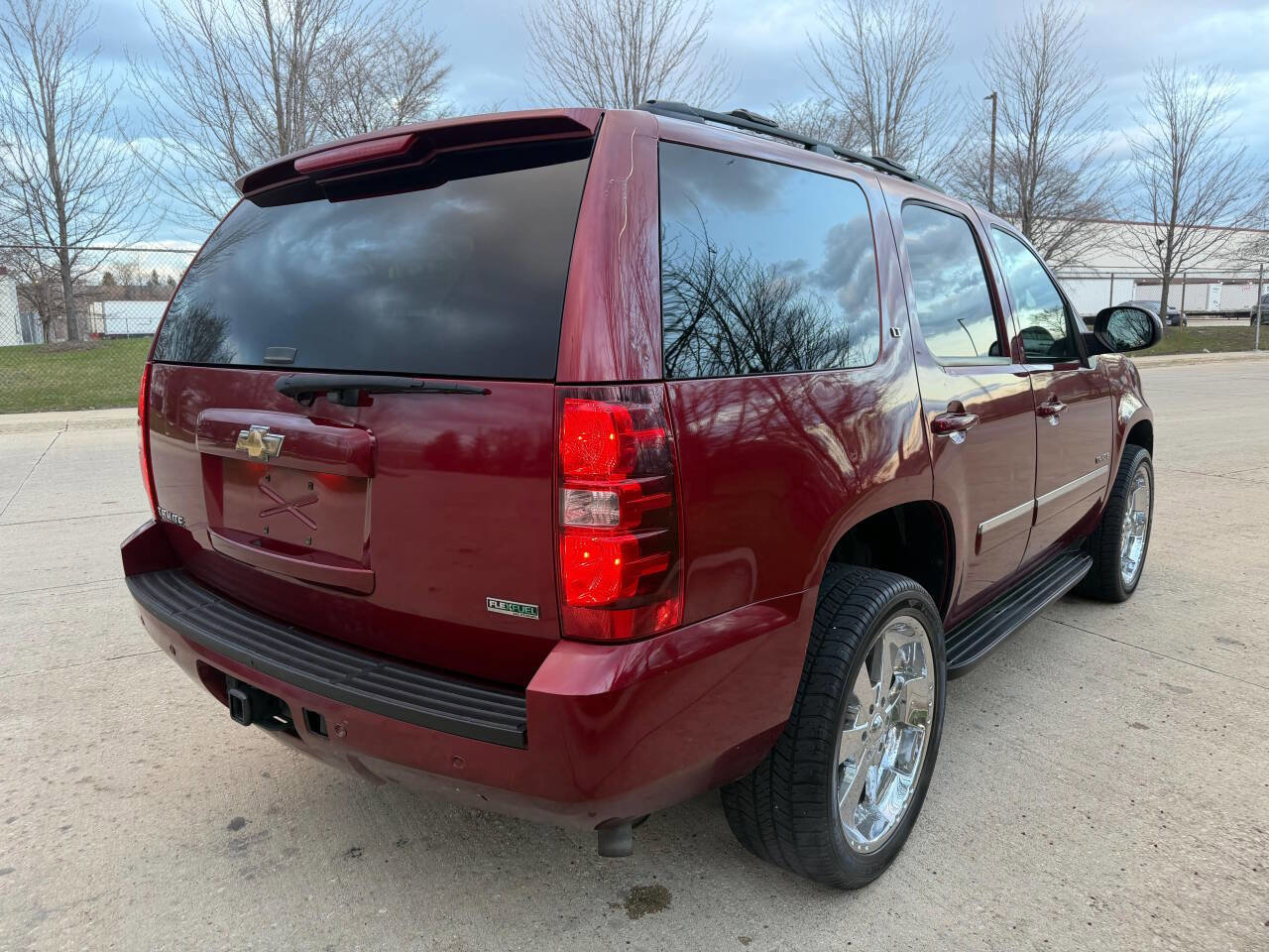 Used 2011 Chevrolet Tahoe LT image 6