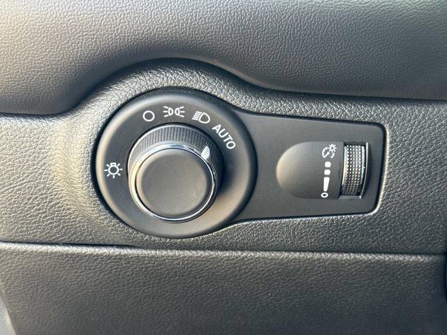 Used 2024 Dodge Durango GT RWD image 26