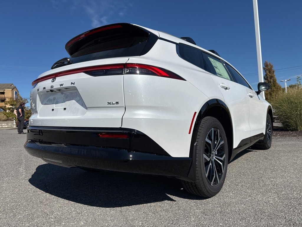 New 2025 Toyota Crown Signia image 13