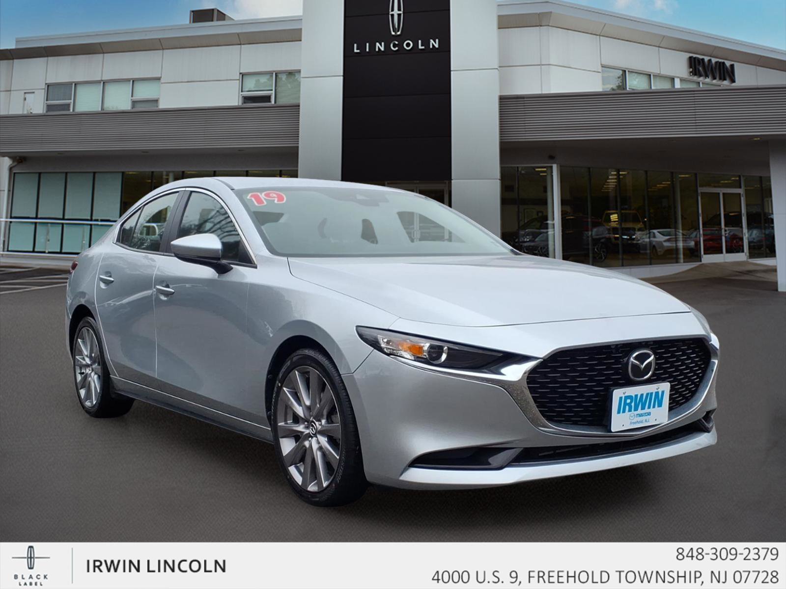 Used 2019 MAZDA MAZDA3 Sedan w/ Preferred Package image 2