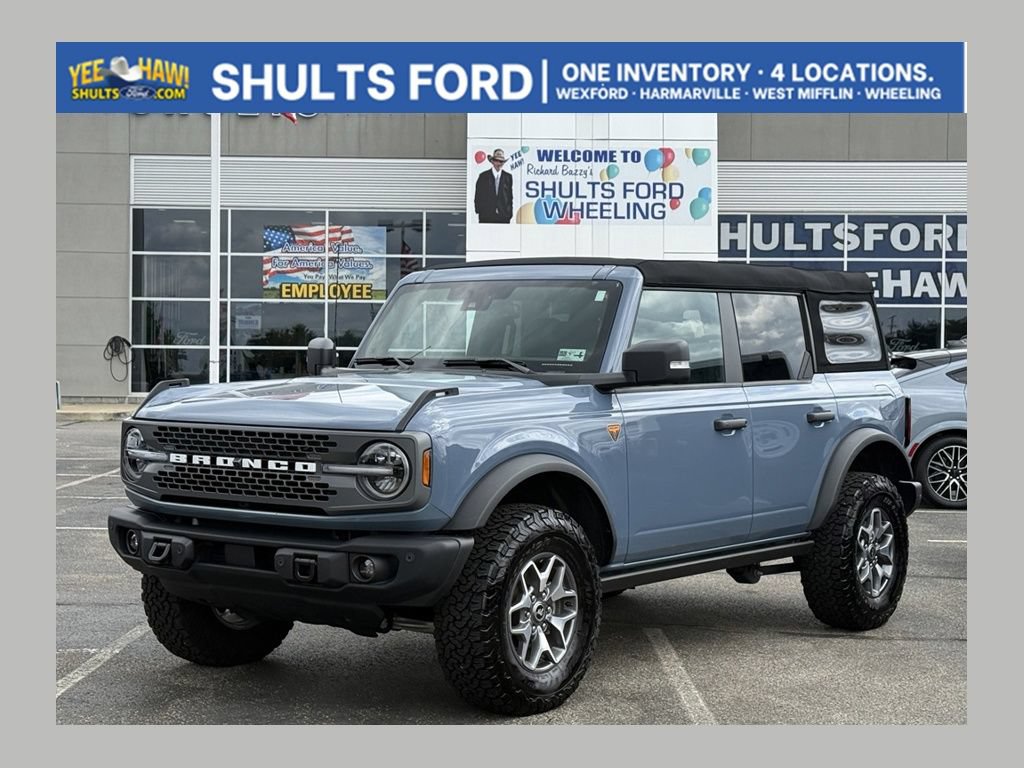 Certified 2025 Ford Bronco Badlands AWD/4WD image 1