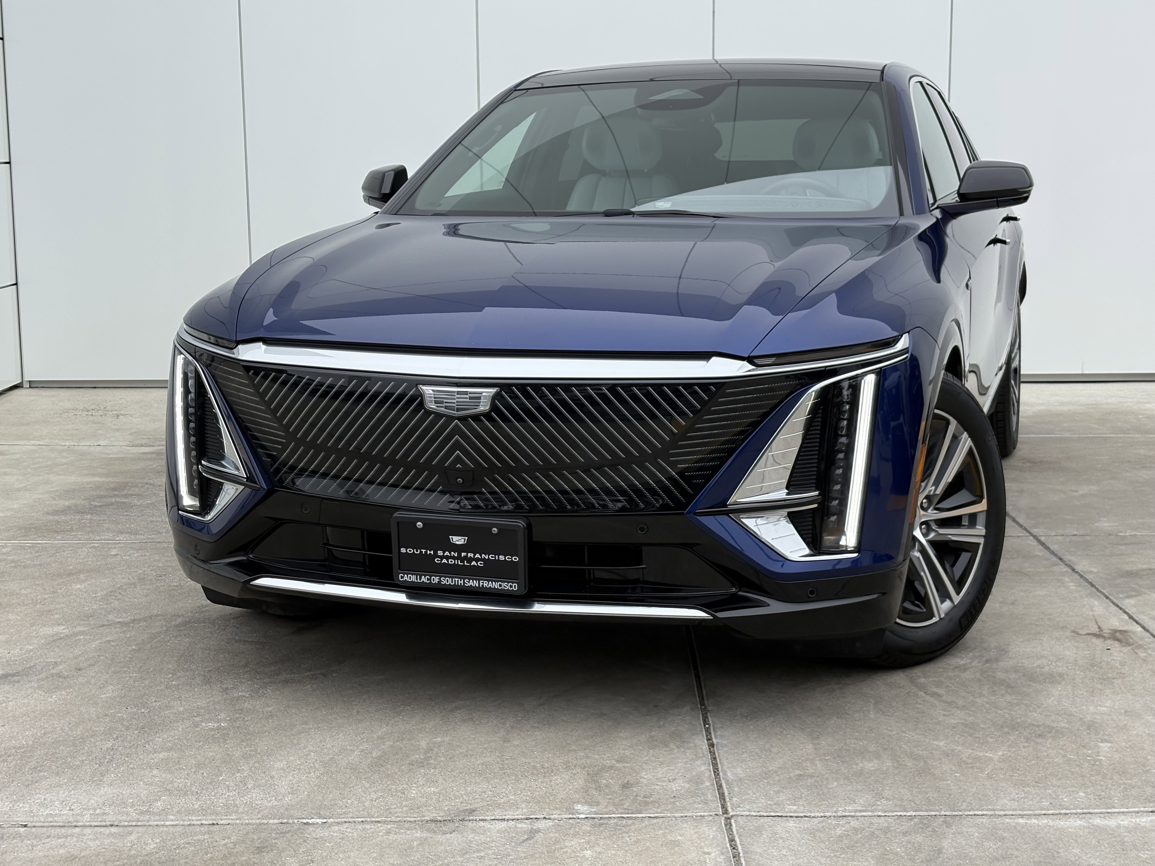 Used 2024 Cadillac Lyriq Sport AWD/4WD image 1