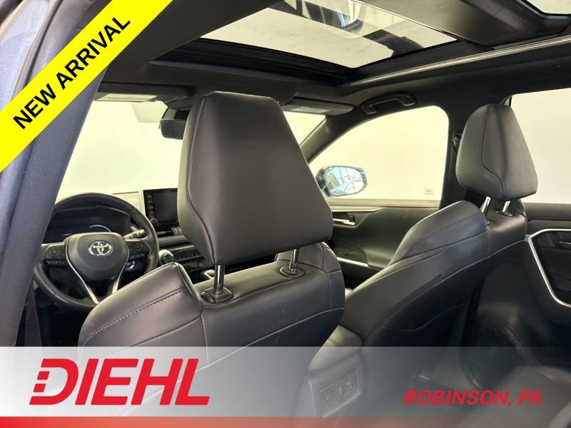 Used 2020 Toyota RAV4 XSE image 17