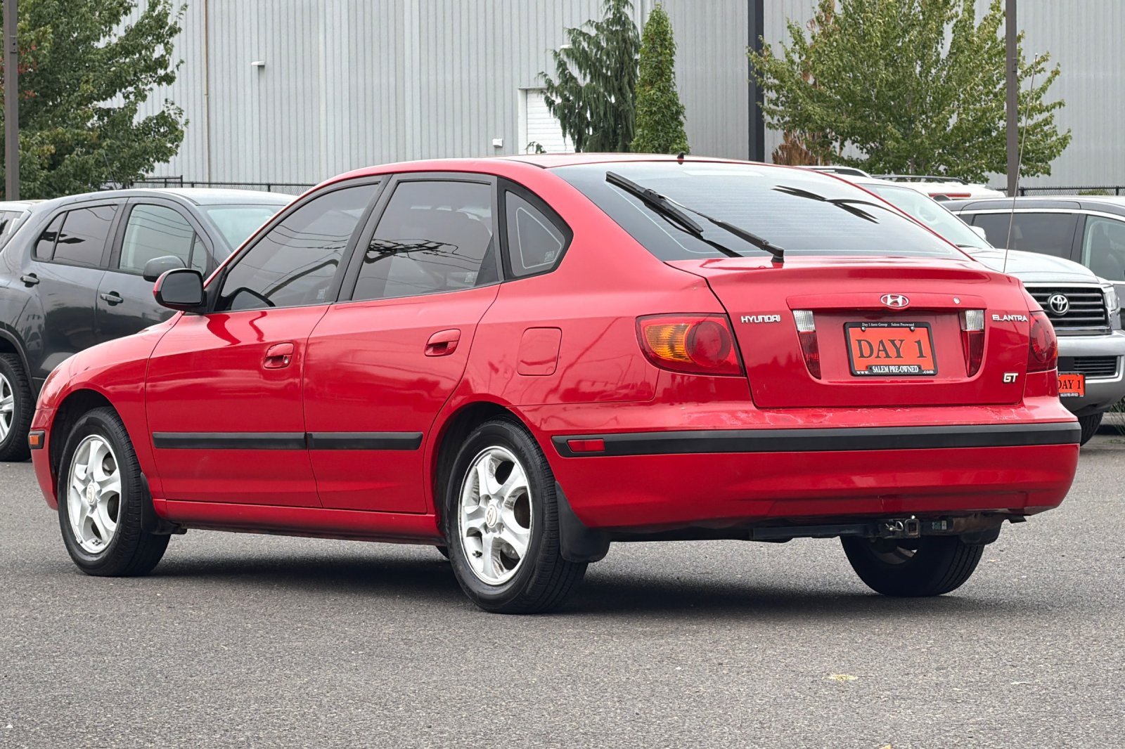 Used 2002 Hyundai Elantra GT FWD image 7