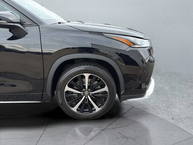 Used 2022 Toyota Highlander XSE AWD/4WD image 31