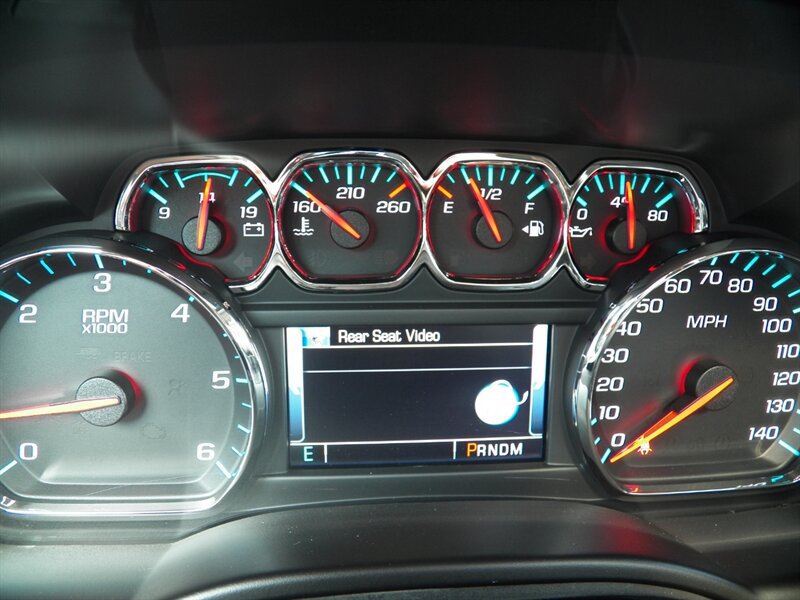 Used 2016 Chevrolet Suburban LT AWD/4WD image 20