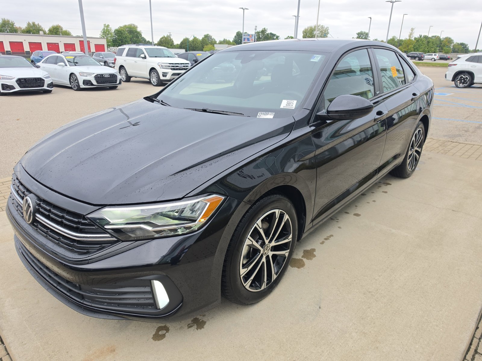 Certified 2024 Volkswagen Jetta Sport FWD image 3