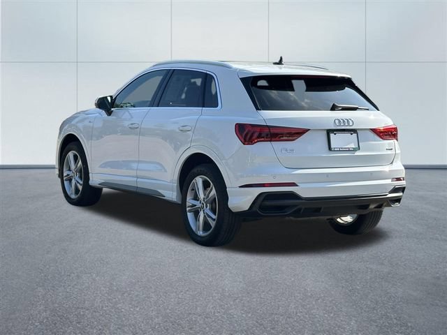 Used 2021 Audi Q3 2.0T Premium Plus w/ Premium Plus Package AWD/4WD image 8
