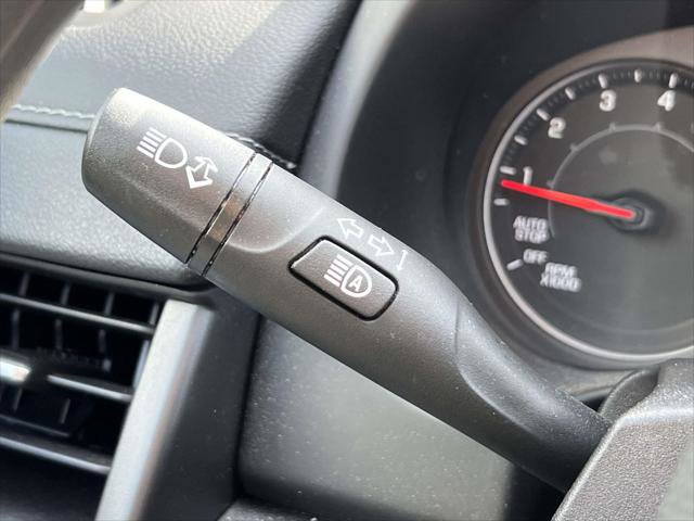 Used 2022 GMC Terrain SLE w/ Driver Convenience Package image 21