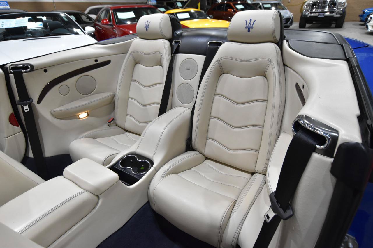 Used 2015 Maserati GranTurismo Convertible RWD image 46