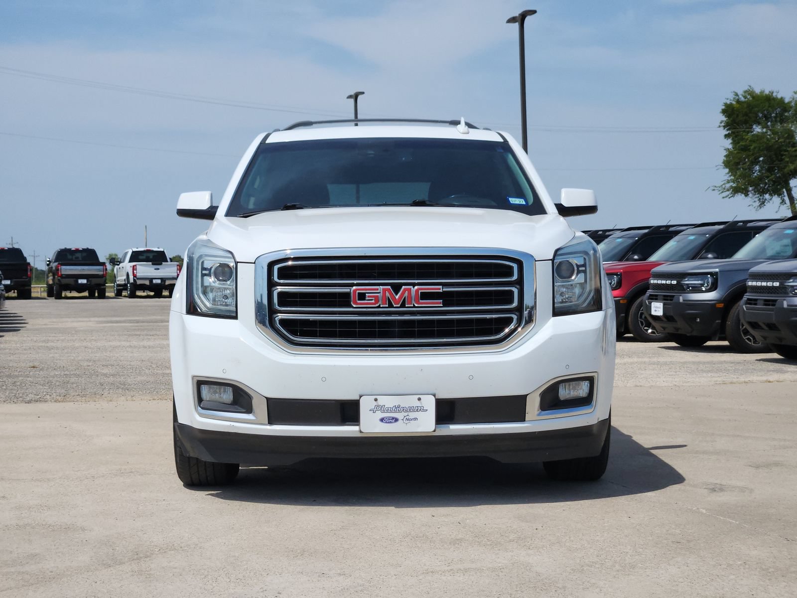 Used 2019 GMC Yukon XL SLT w/ Open Road Package AWD/4WD image 6