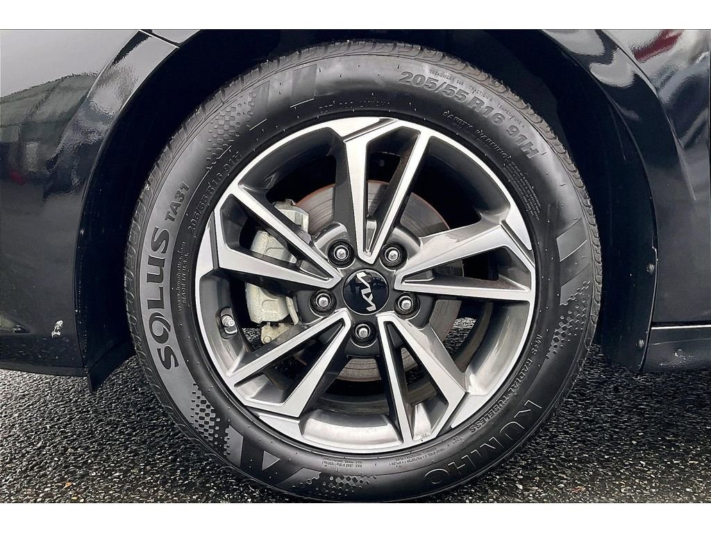 Used 2024 Kia Forte GT FWD image 9