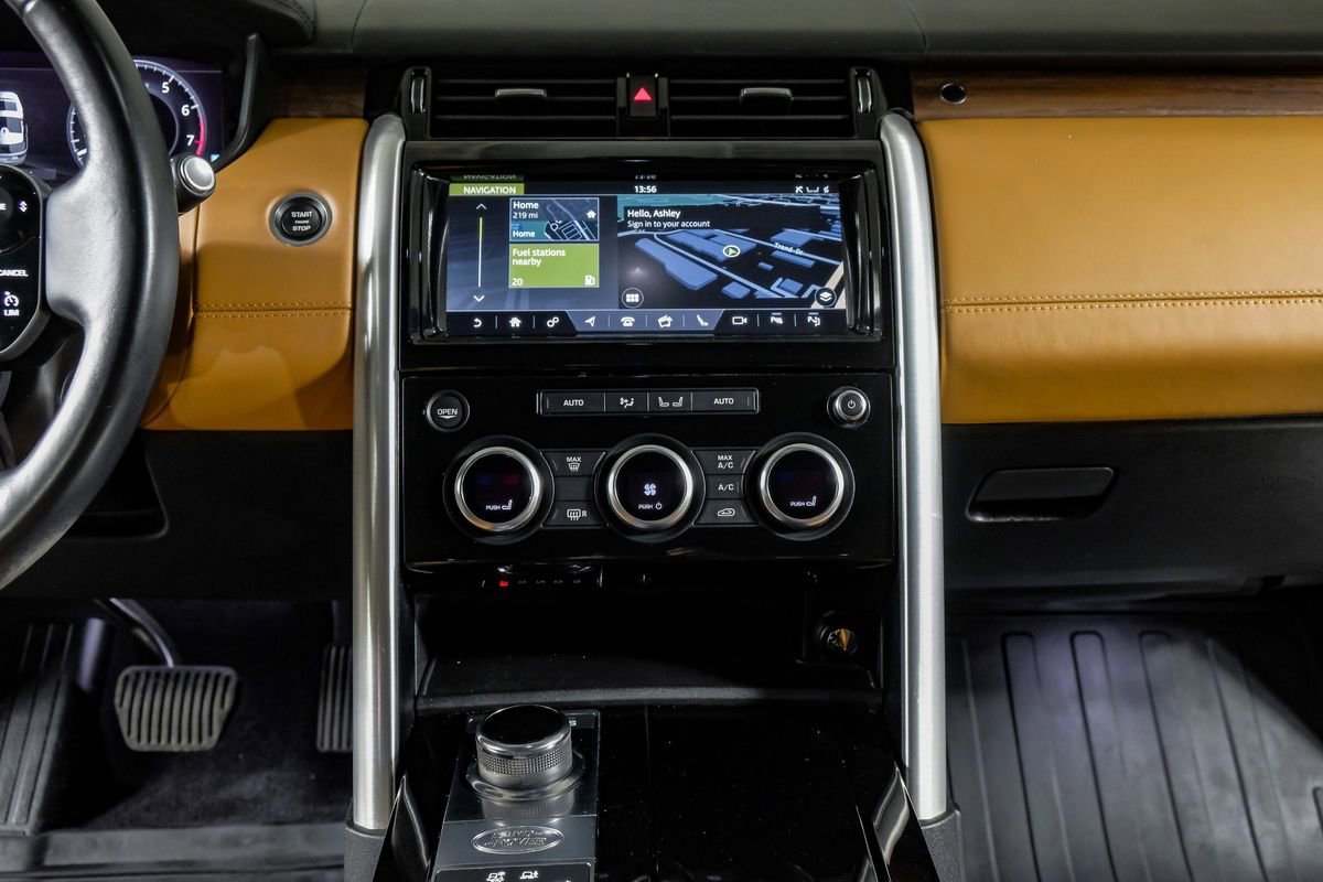 Used 2019 Land Rover Discovery HSE Luxury image 25