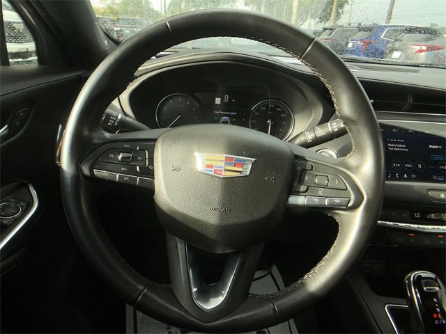 Certified 2022 Cadillac XT4 Premium Luxury w/ Enhanced Visibility Package image 21