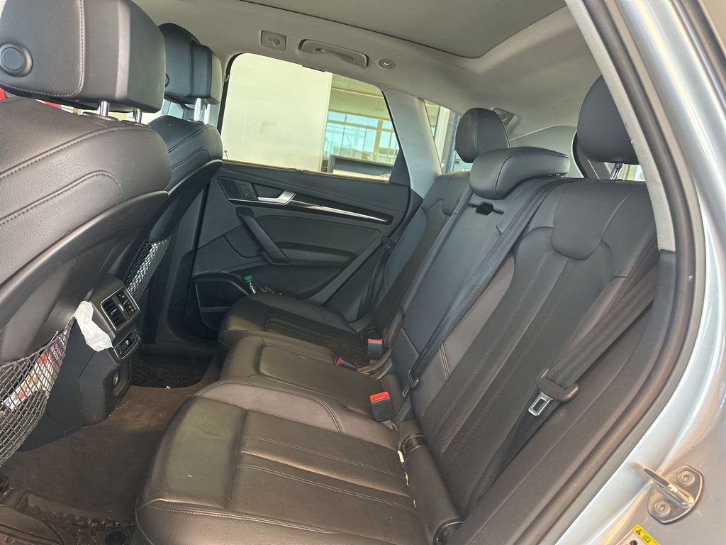 Used 2018 Audi Q5 Premium Plus w/ Premium Plus Package AWD/4WD image 16