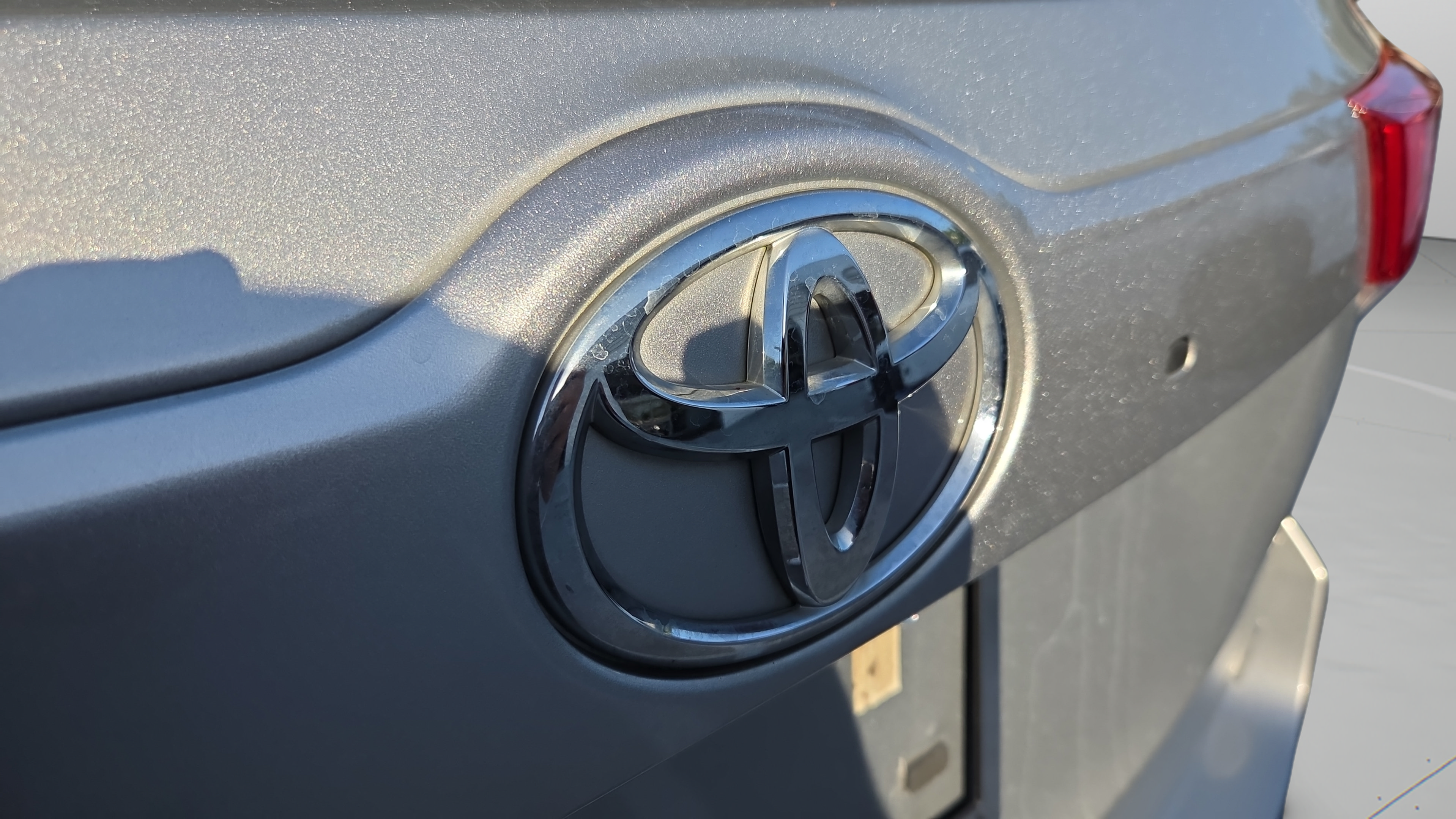Used 2019 Toyota Highlander Plus FWD image 29