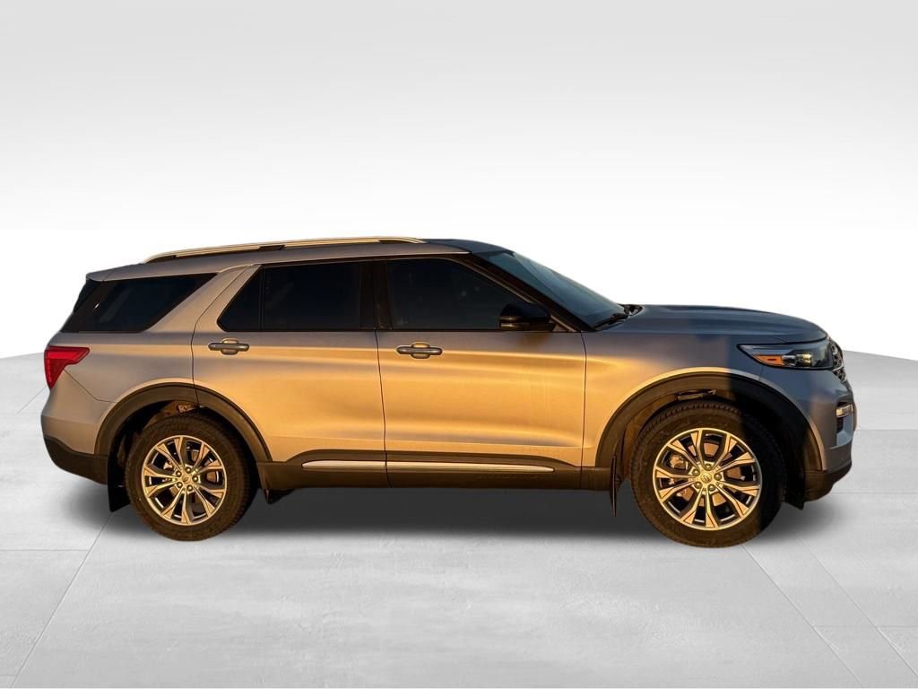 Used 2021 Ford Explorer Limited w/ Equipment Group 301A image 3