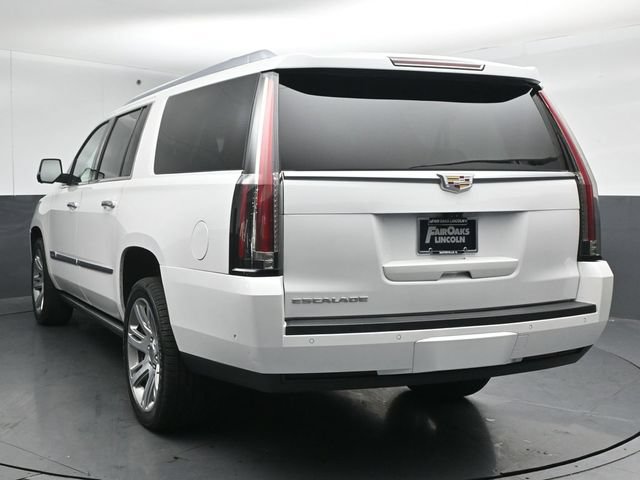 Used 2018 Cadillac Escalade ESV Premium Luxury AWD/4WD image 6