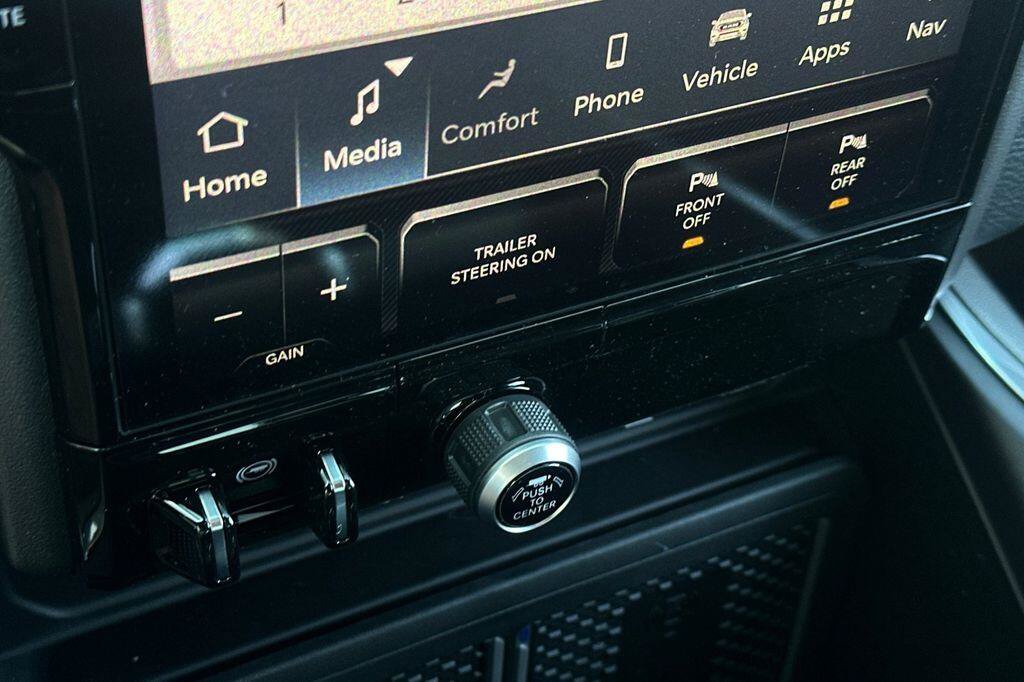 New 2026 RAM 1500 Laramie w/ Night Edition AWD/4WD image 20