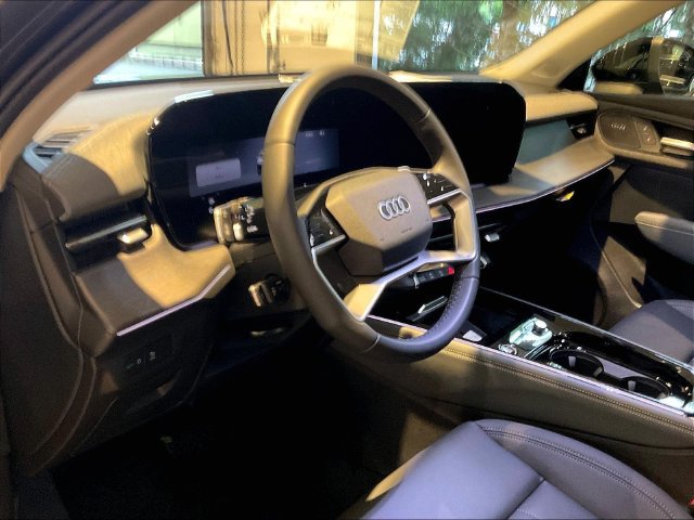 New 2026 Audi Q3 quattro 2.0T AWD/4WD image 6