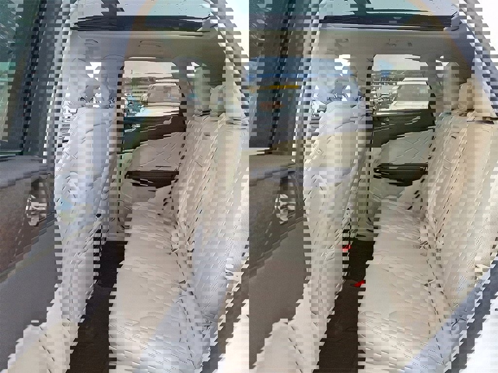 Used 2019 Lincoln MKC Reserve image 10