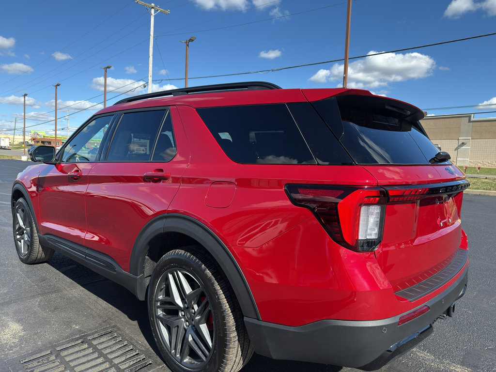 New 2025 Ford Explorer ST-Line w/ Premium Package image 6