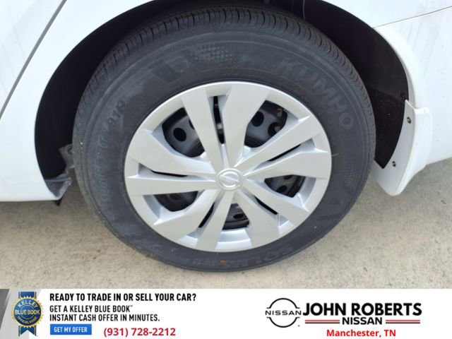 Used 2025 Nissan Versa S w/ Trunk Package image 23